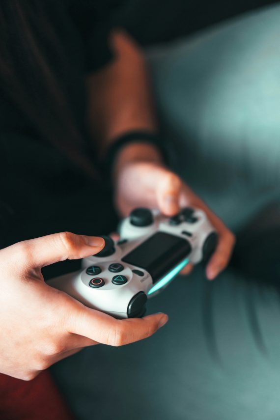 Warum Frauen es als Streamer schwerer haben